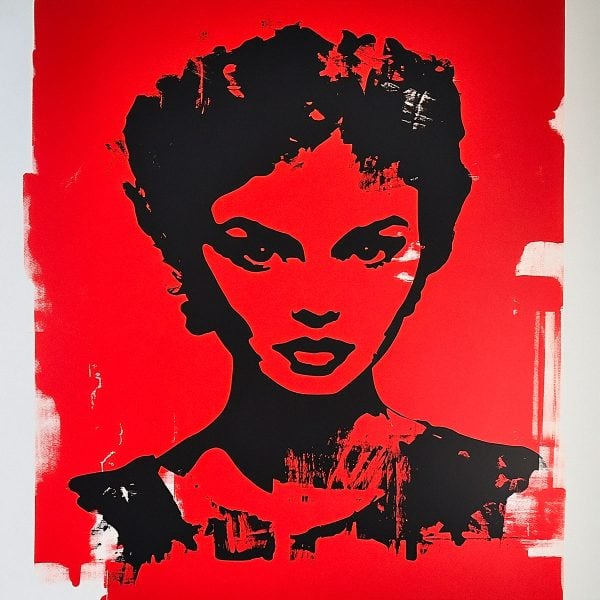 Artwork created with the woman Portrait Stencil – Neo-Stencil Style, this piece explores the fusion between mural art and graphic design. A minimalist and expressive female face, where every contrast reveals a raw and captivating emotion.