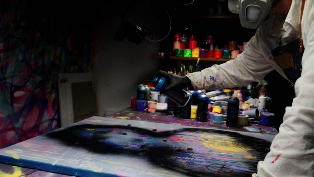 Outline of the Van Gogh Punk stencil sprayed in black on street art canvas